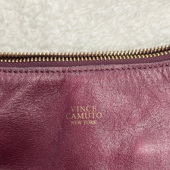 Vince Camuto New York Handbag, 100% Leather, burgundy color, - Picture 5 of 16